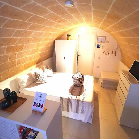 Casa Lori,73 Apartment Grottaglie Bagian luar foto