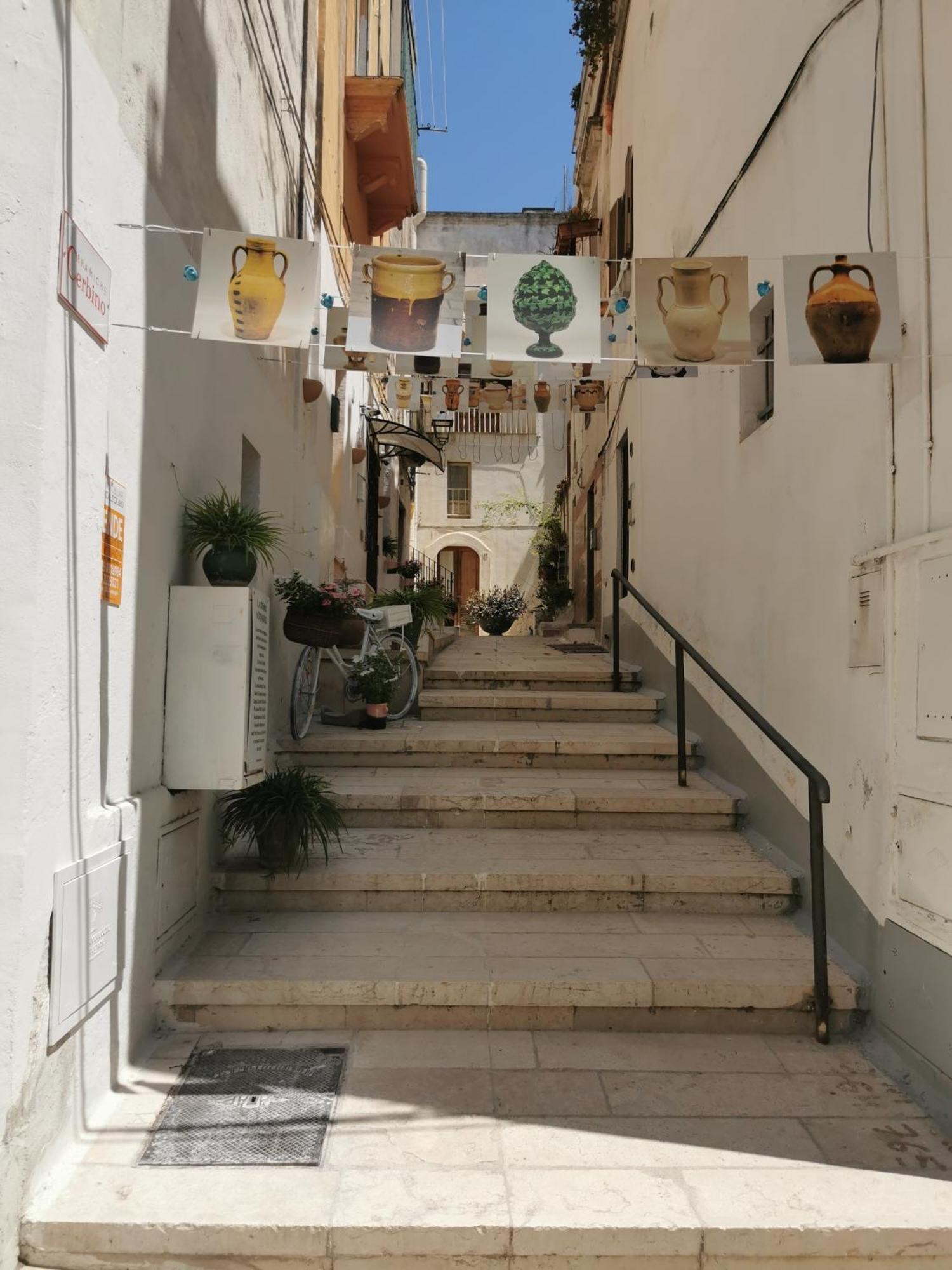 Casa Lori,73 Apartment Grottaglie Bagian luar foto